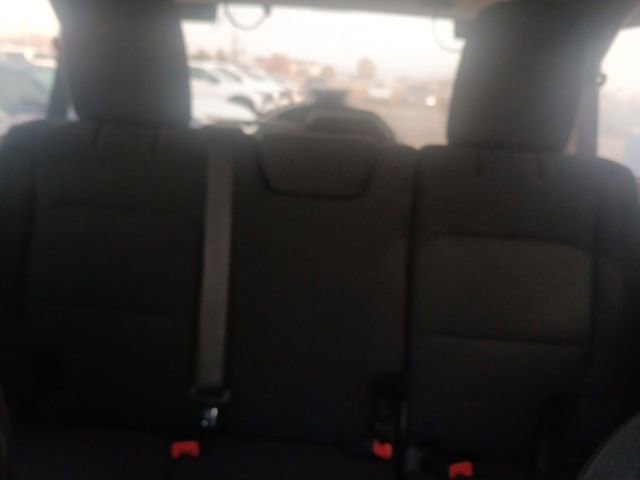 Used 2018 Jeep Wrangler Unlimited Sahara image 32