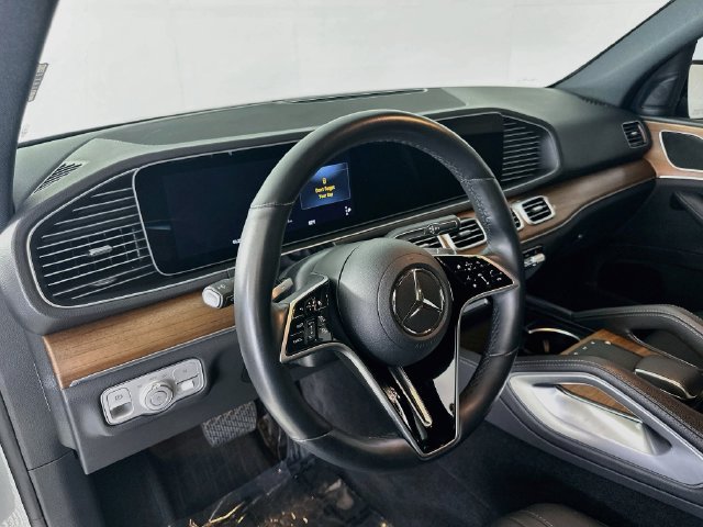 Certified 2025 Mercedes-Benz GLE 350 4MATIC image 9