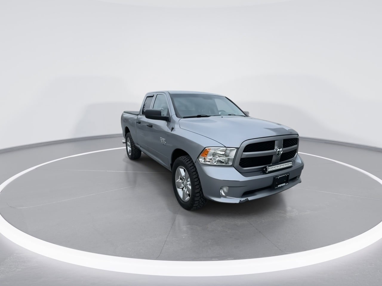 Used 2019 RAM 1500 Express w/ Express Value Package AWD/4WD image 2