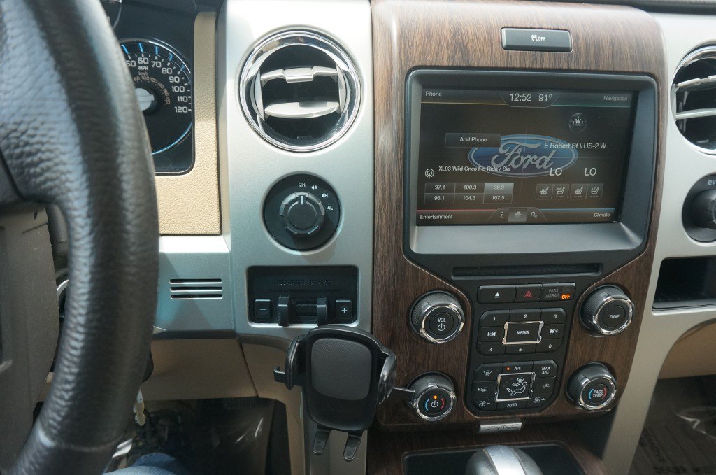 Used 2014 Ford F150 Lariat w/ Equipment Group 502A Luxury AWD/4WD image 11