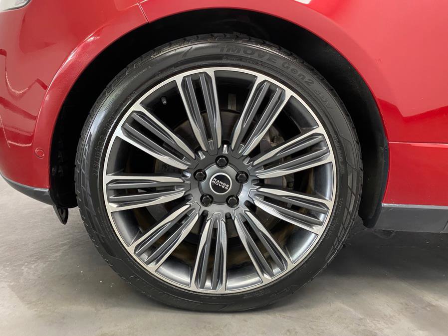 Used 2016 Land Rover Range Rover Autobiography image 18