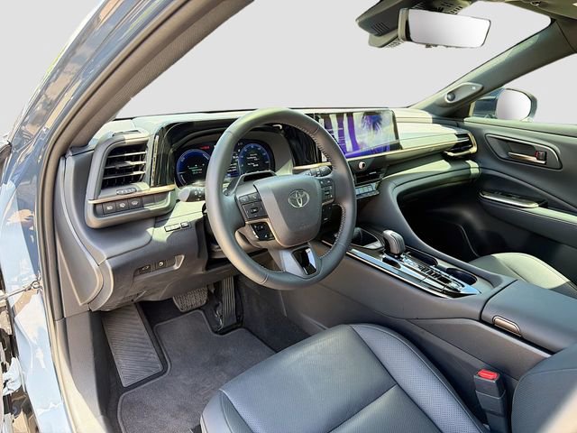 Used 2026 Toyota Crown Signia w/ Advanced Technology Package image 26