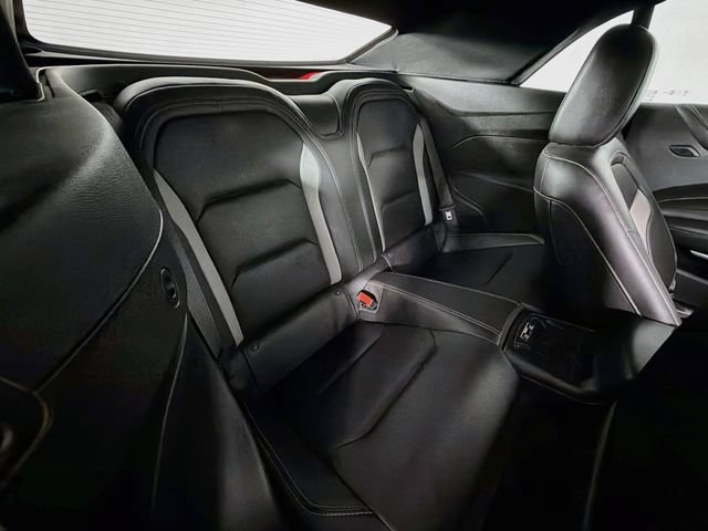 Used 2018 Chevrolet Camaro SS RWD image 27
