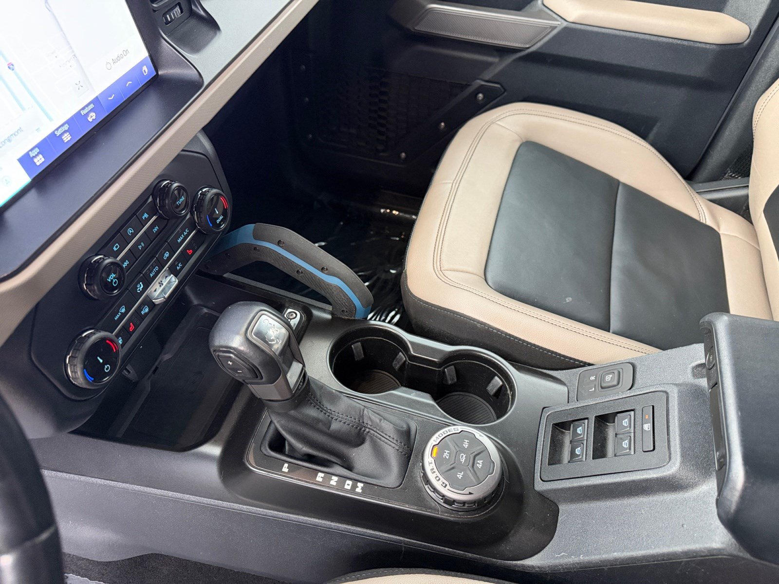 Used 2022 Ford Bronco Wildtrak AWD/4WD image 15