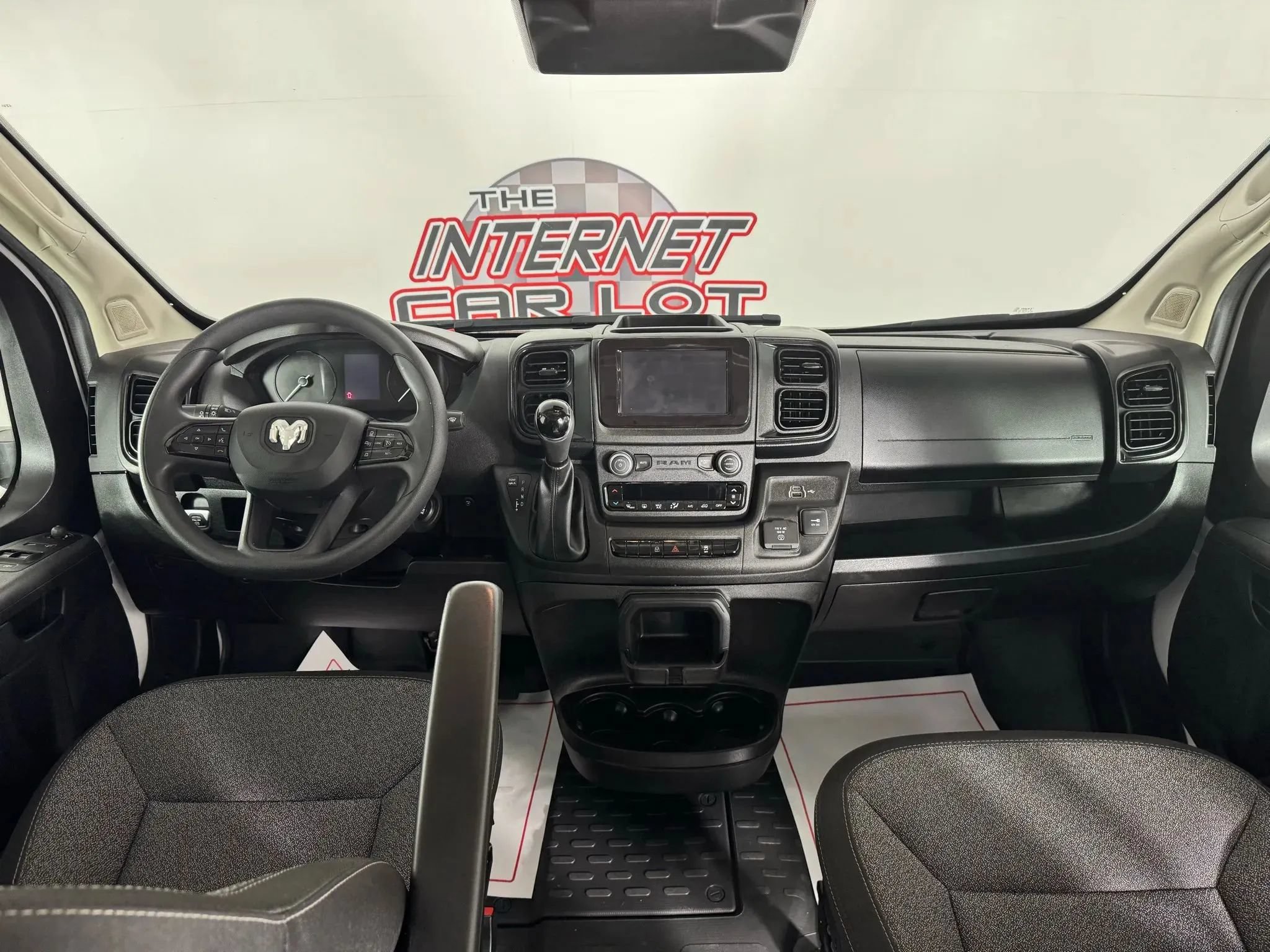 Used 2024 RAM ProMaster 1500 w/ Convenience Group FWD image 11