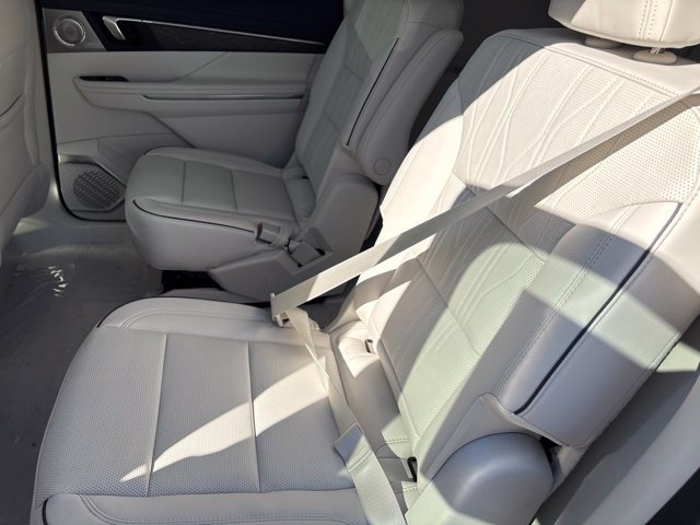 New 2027 Buick Enclave Avenir AWD/4WD image 5