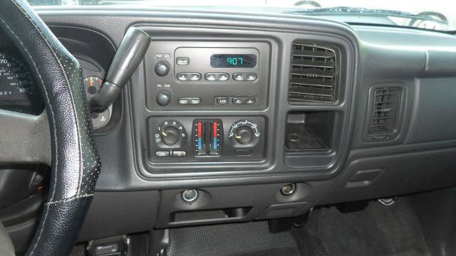 Used 2006 Chevrolet Silverado 1500 W/T RWD image 14