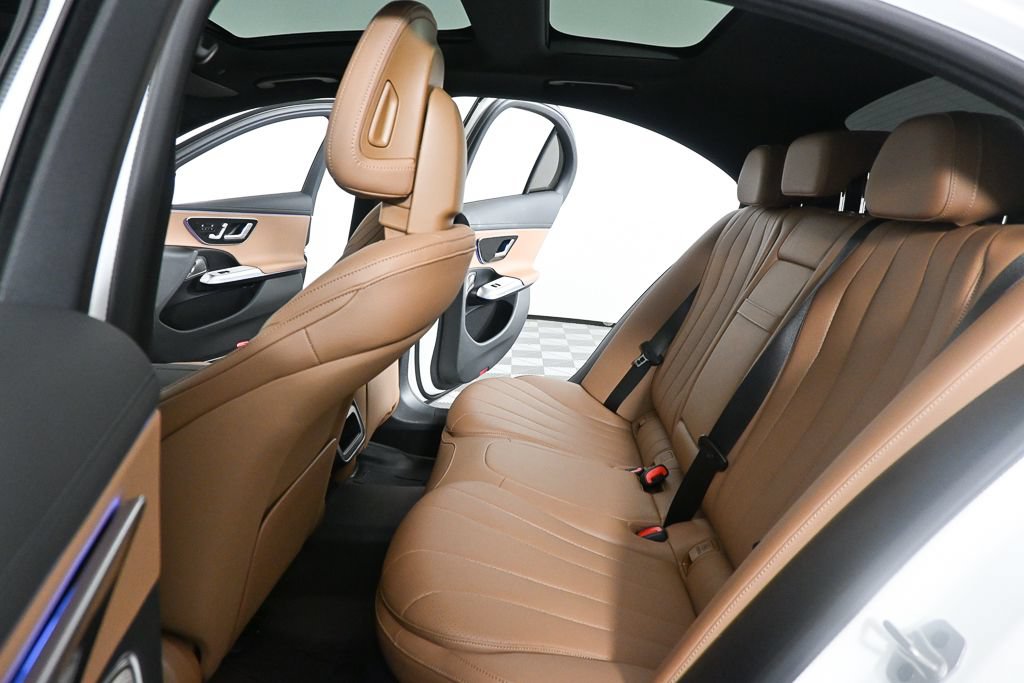 Used 2026 Mercedes-Benz E 350 Sedan image 18