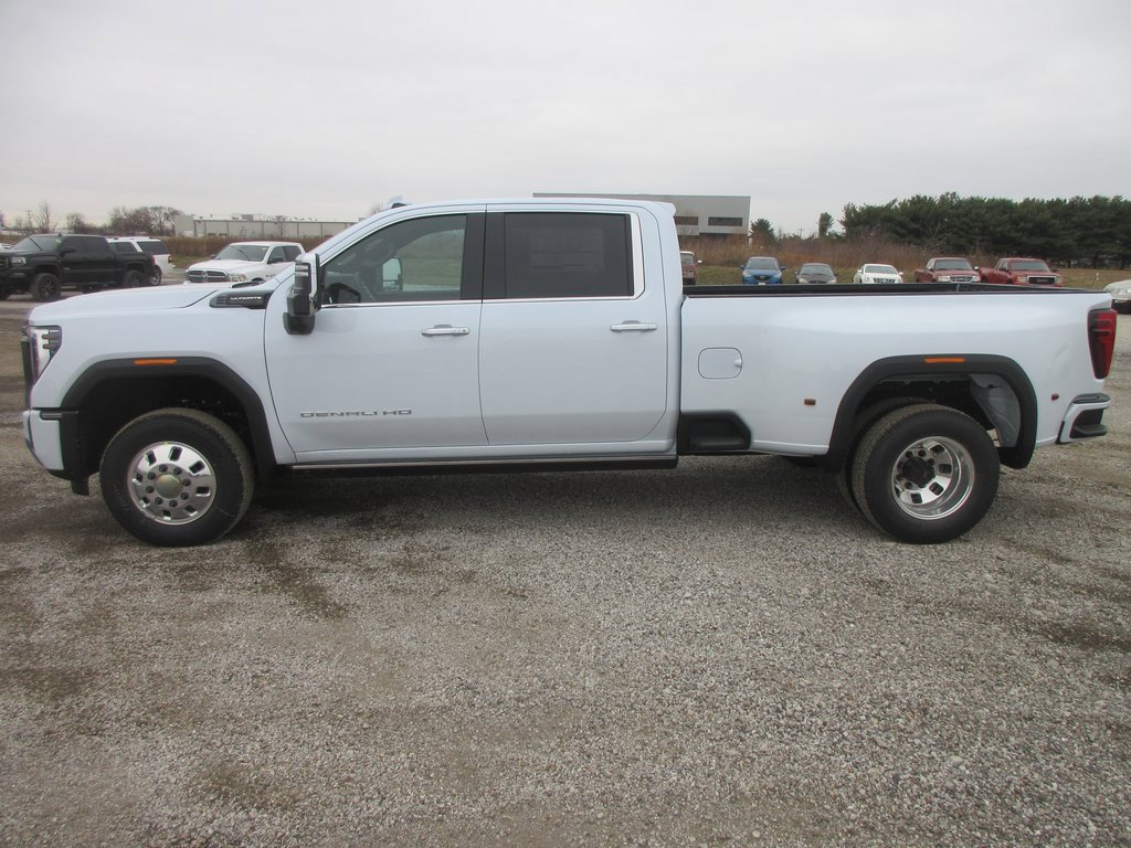 New 2026 GMC Sierra 3500 Denali Ultimate image 10