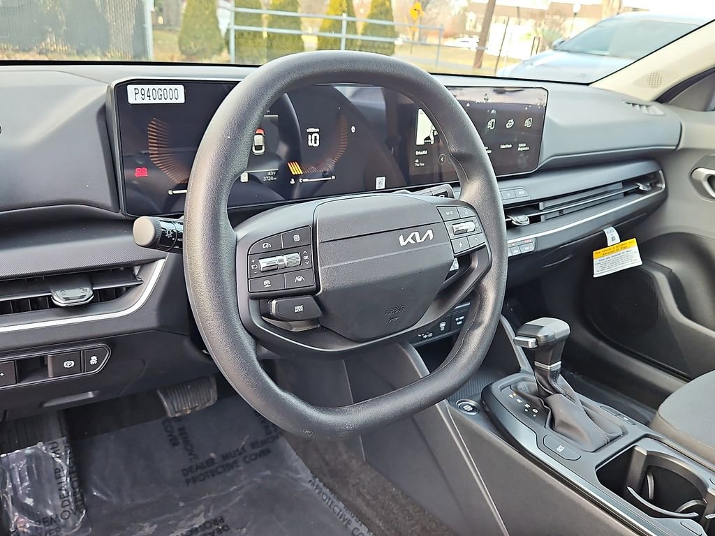 Certified 2025 Kia K4 LXS image 26