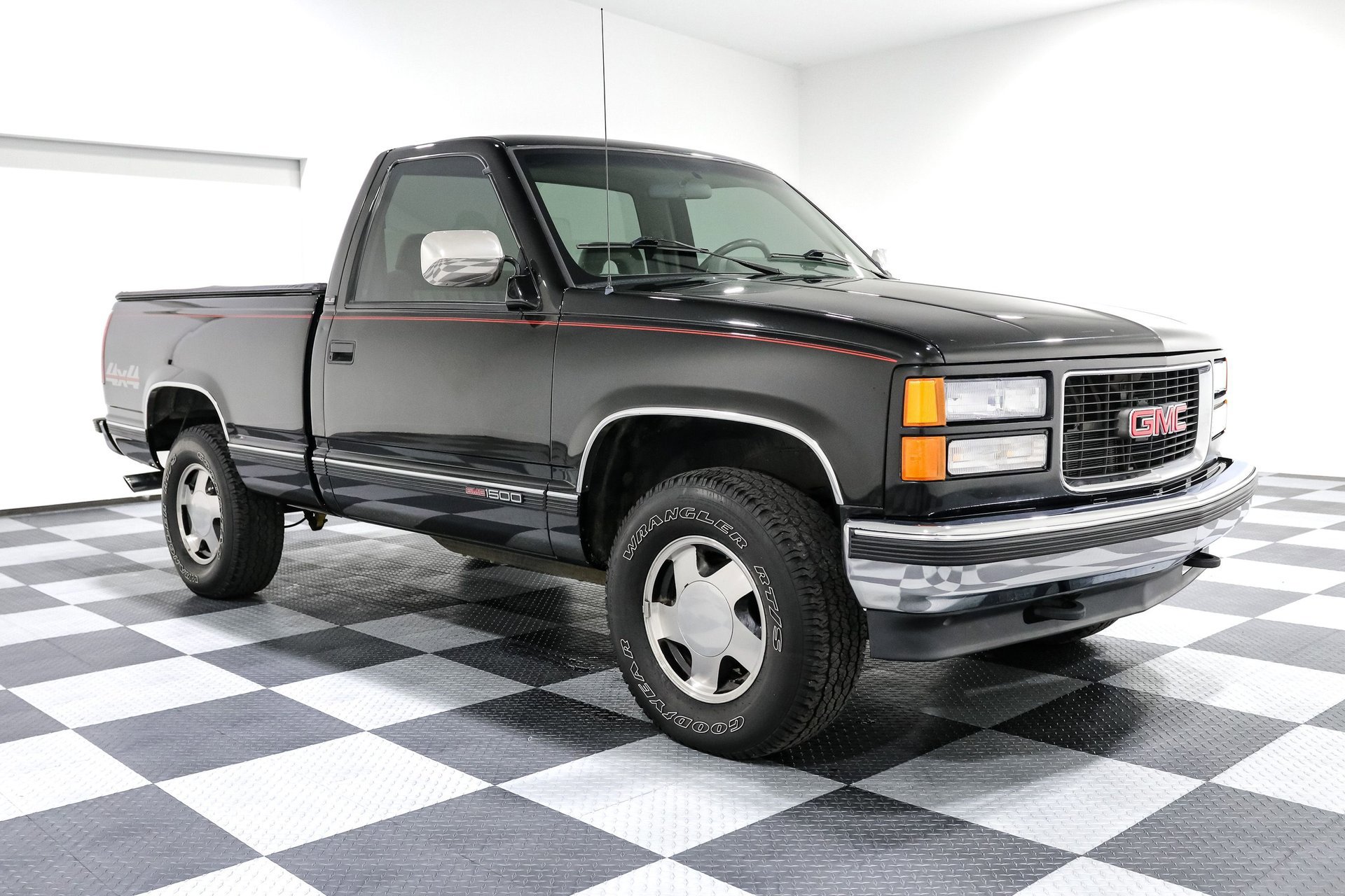 Used 1994 GMC Sierra 1500 image 1