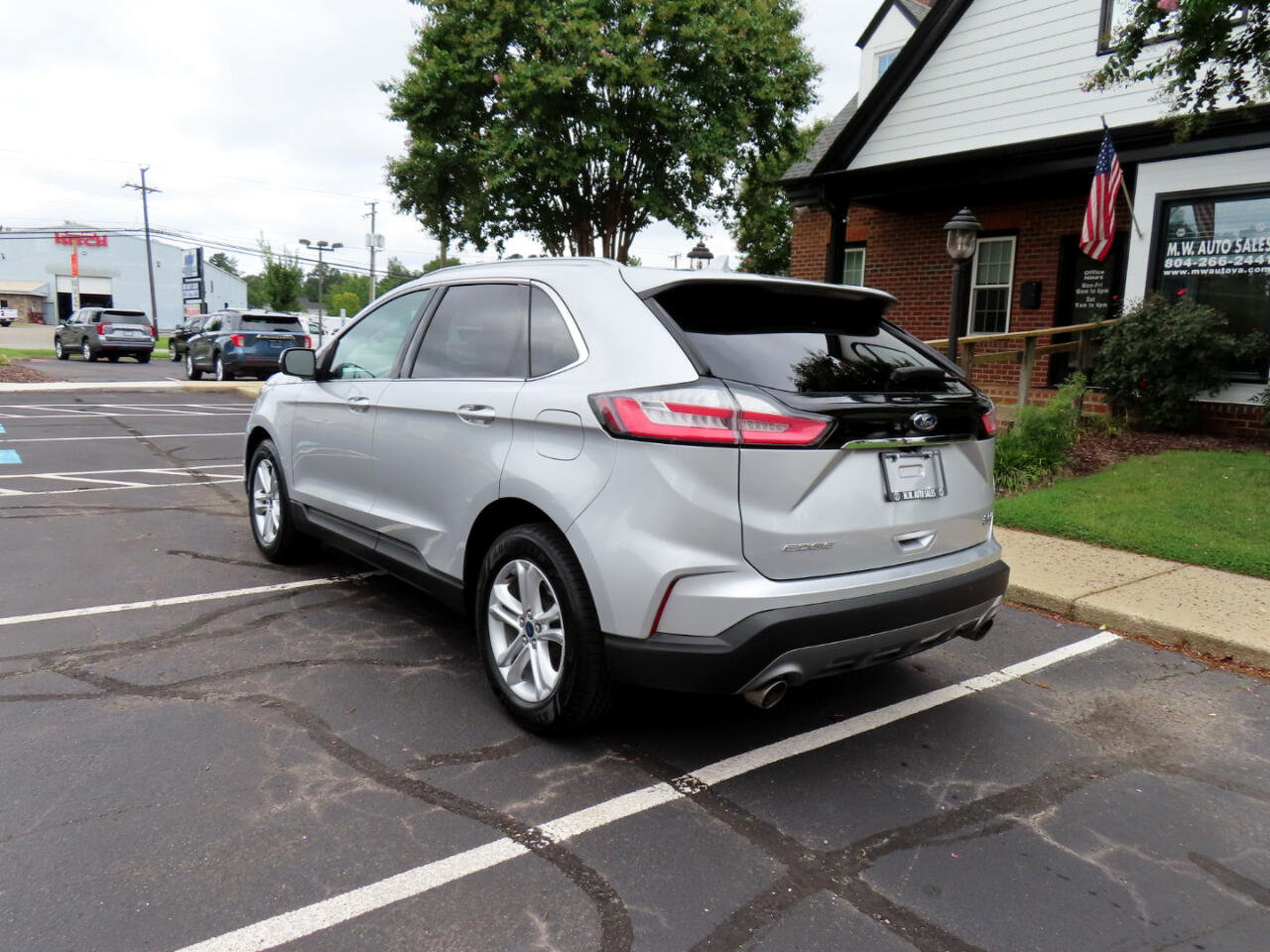 Used 2019 Ford Edge SEL image 5