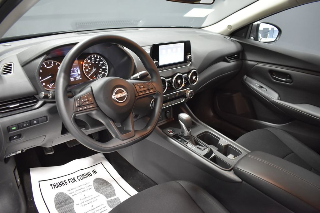 Certified 2025 Nissan Sentra S FWD image 4