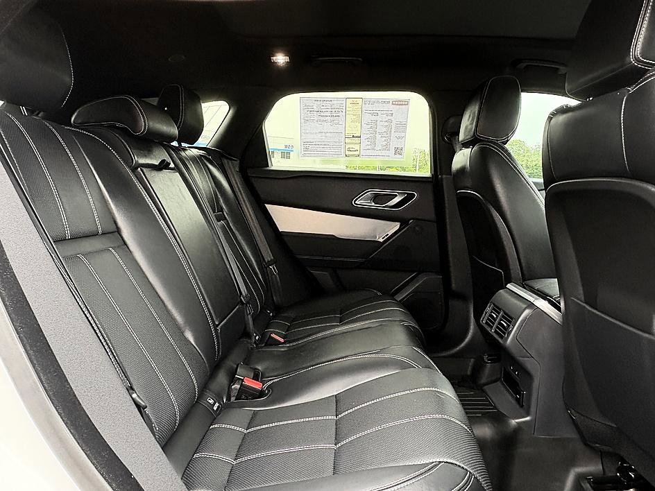 Used 2023 Land Rover Range Rover Velar R-Dynamic S AWD/4WD image 11