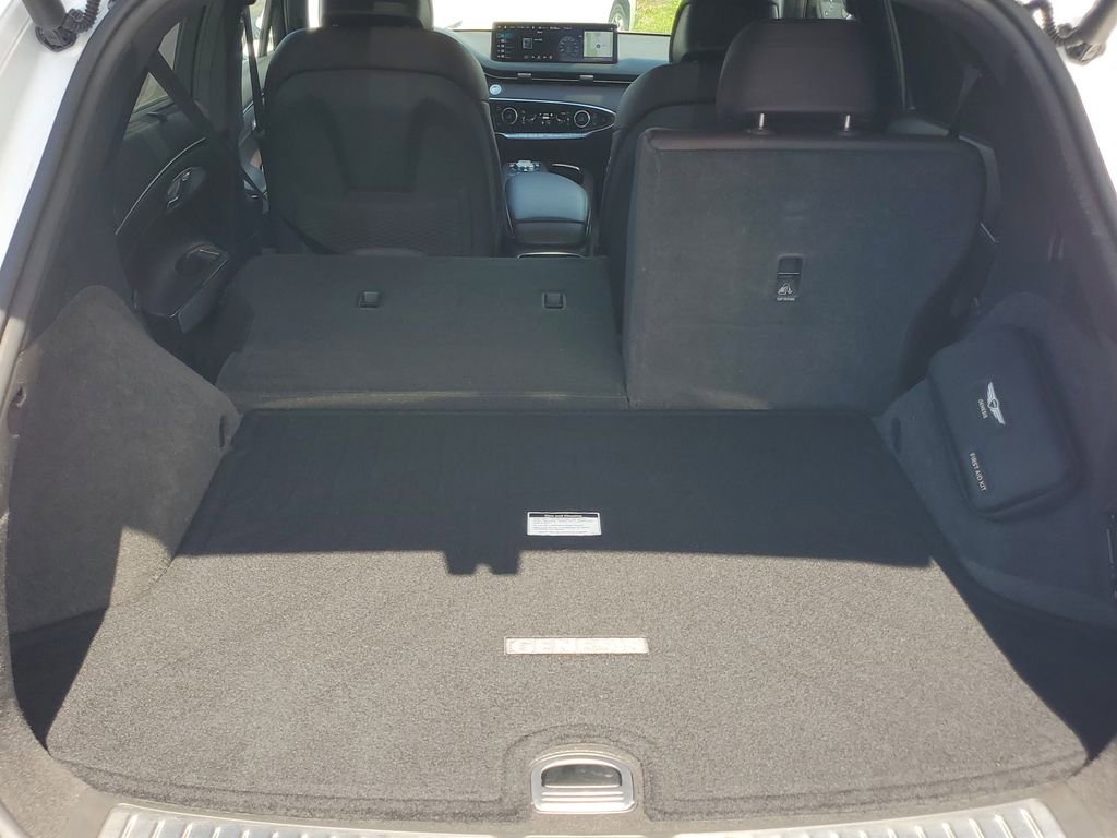 Used 2023 Genesis GV70 2.5T w/ Advanced Package AWD/4WD image 28