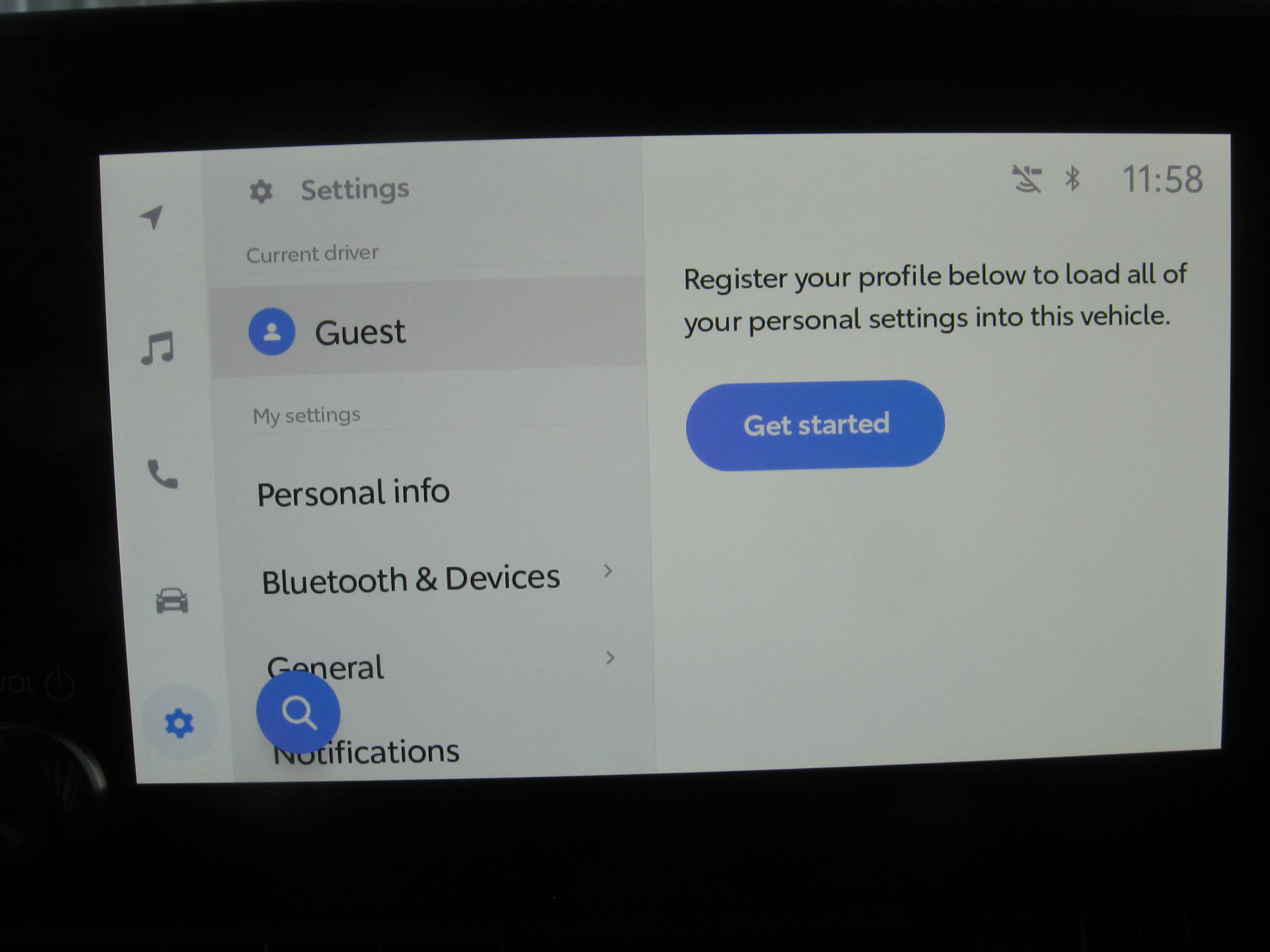 New 2025 Toyota RAV4 SE image 12