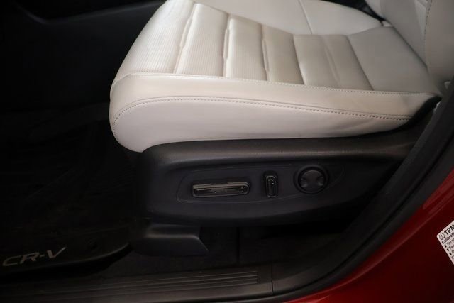 Used 2025 Honda CR-V EX-L image 13