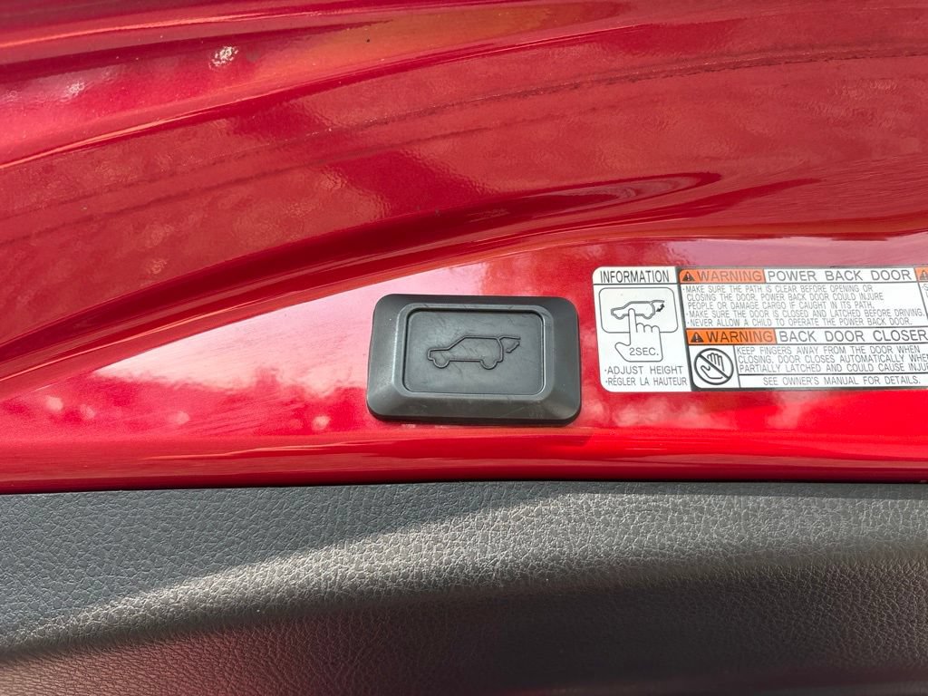 Used 2016 Toyota RAV4 SE AWD/4WD image 11