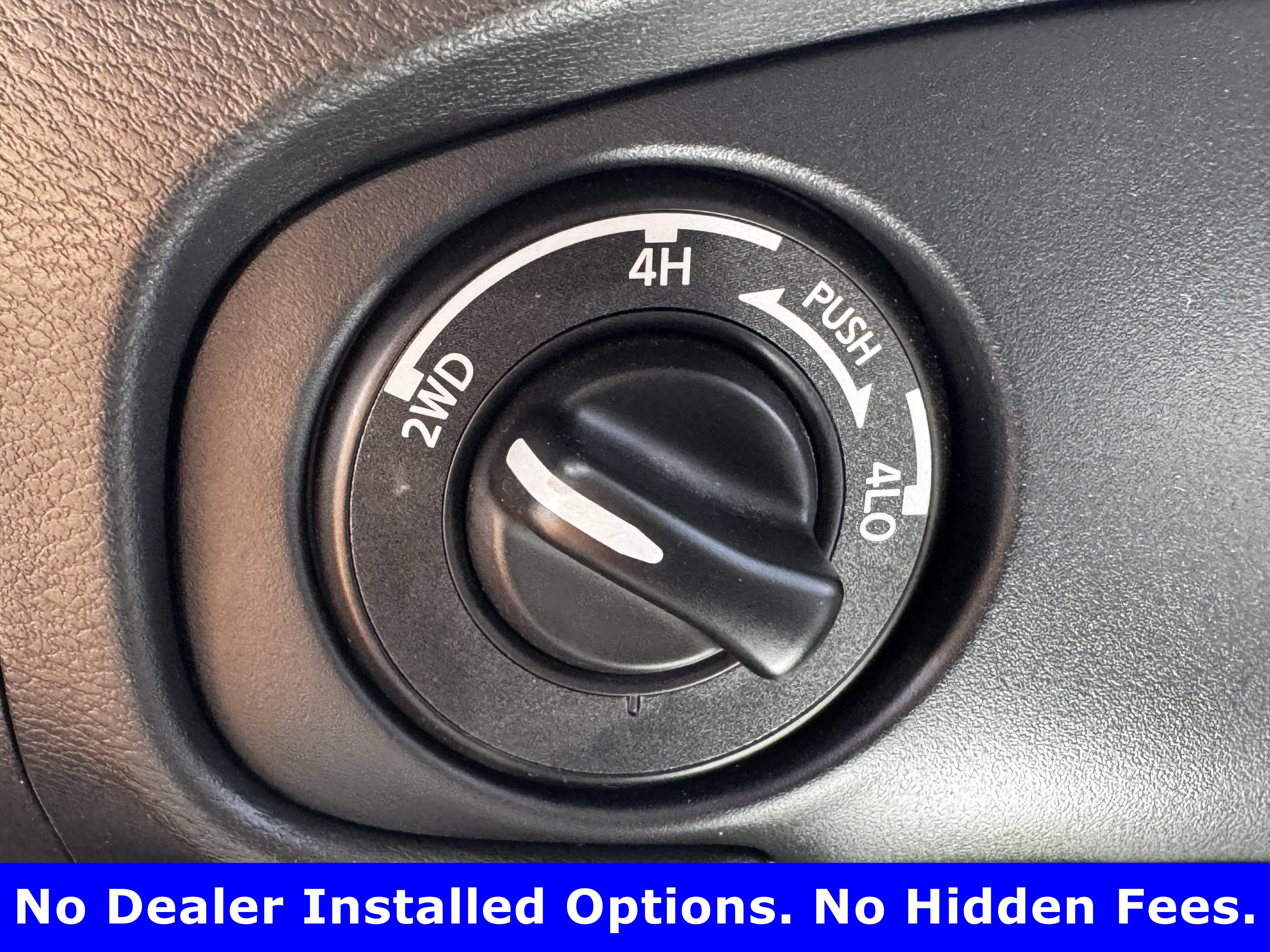 Used 2022 Nissan Frontier SV AWD/4WD image 21