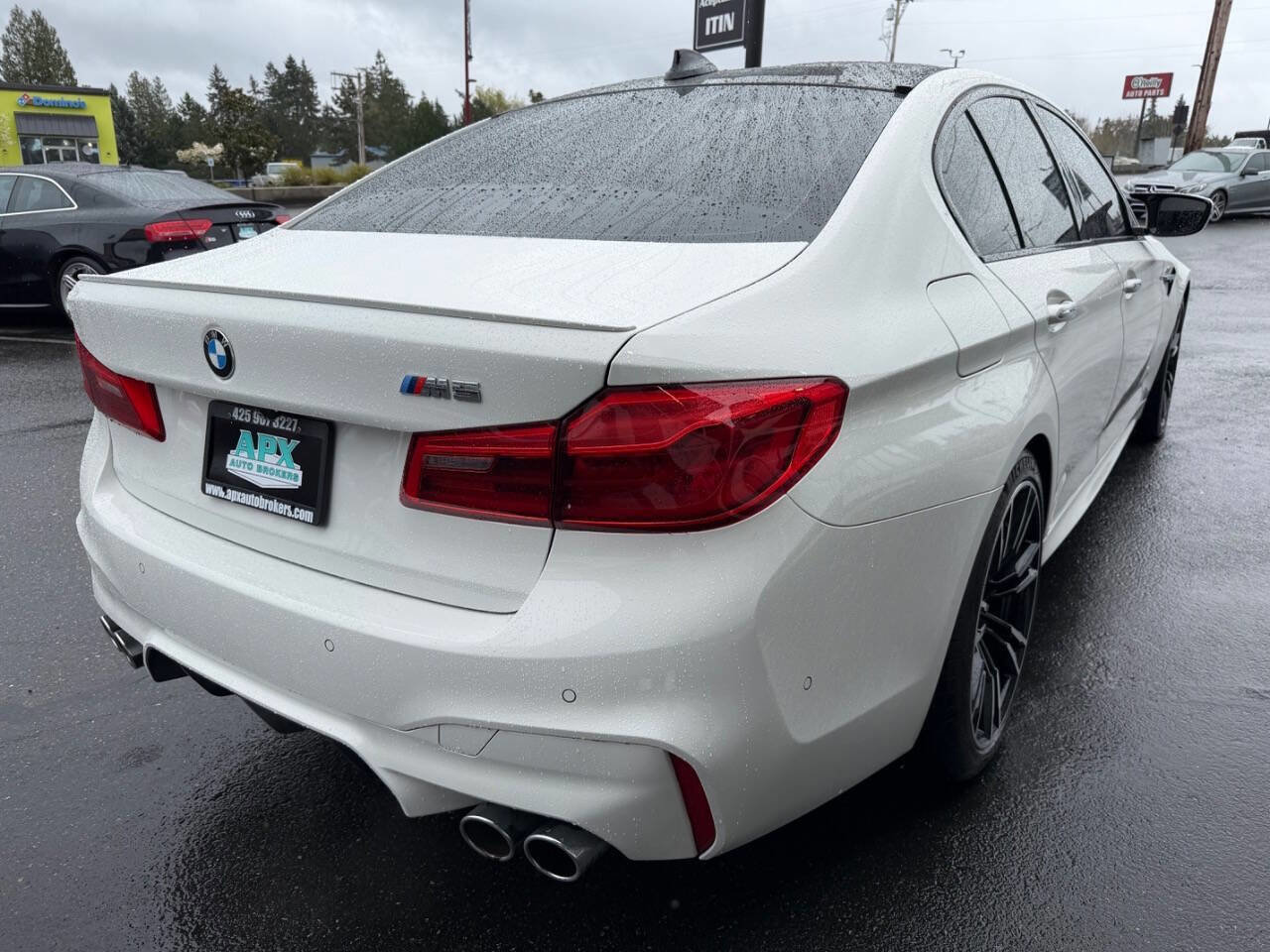 Used 2018 BMW M5 w/ Executive Package image 11