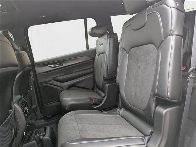 New 2025 Jeep Grand Cherokee L Altitude image 16