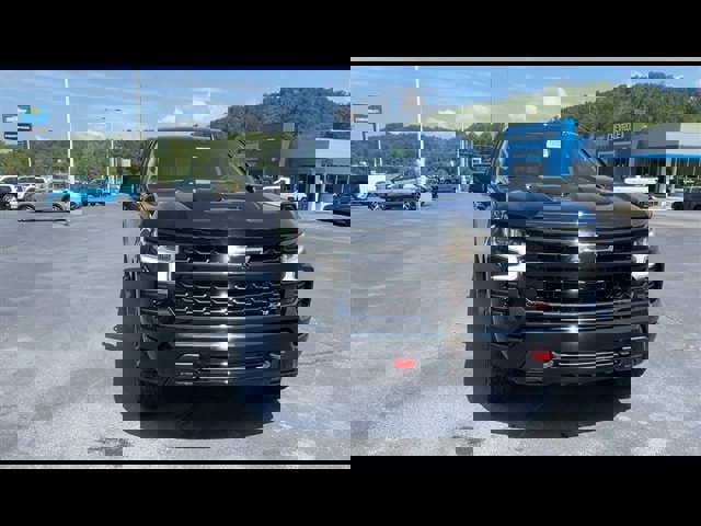 New 2026 Chevrolet Silverado 1500 LT Trail Boss w/ Convenience Package II image 3