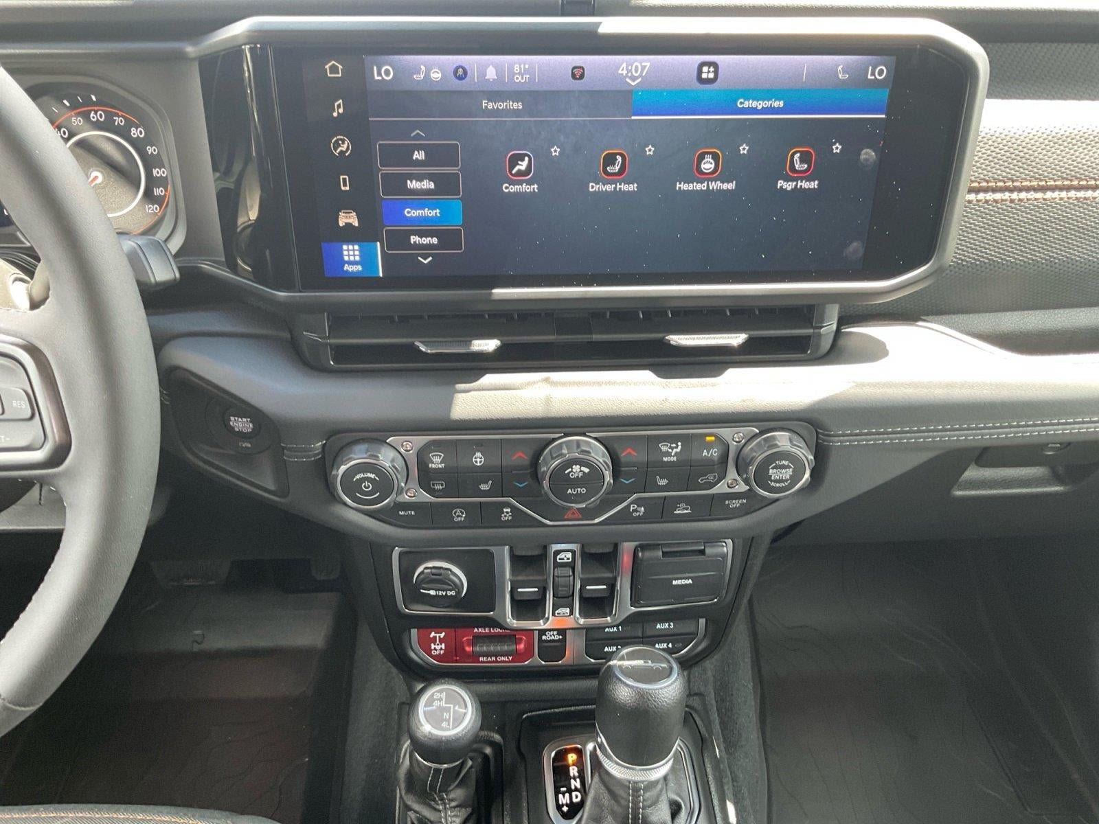 Used 2026 Jeep Gladiator Mojave w/ Safety Group AWD/4WD image 11