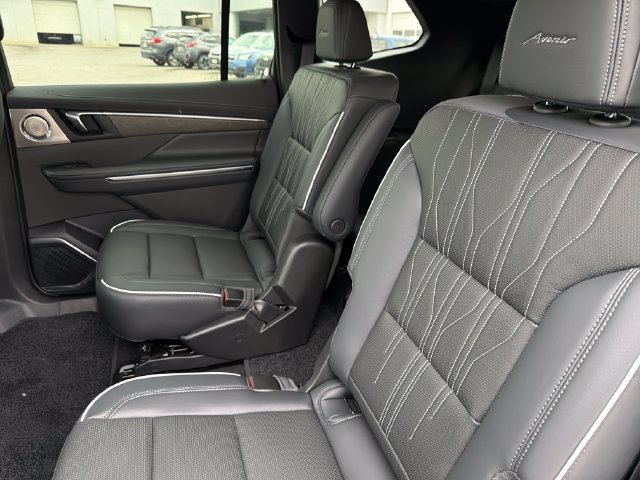 New 2027 Buick Enclave Avenir FWD image 19