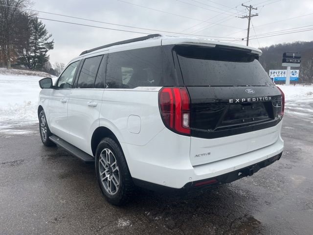 Used 2025 Ford Expedition Active image 8