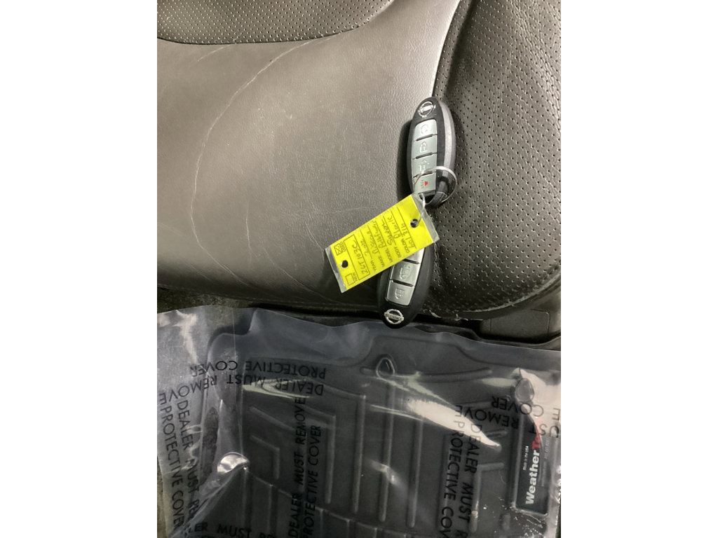 Used 2012 Nissan Pathfinder Silver w/ Protection Pkg AWD/4WD image 34