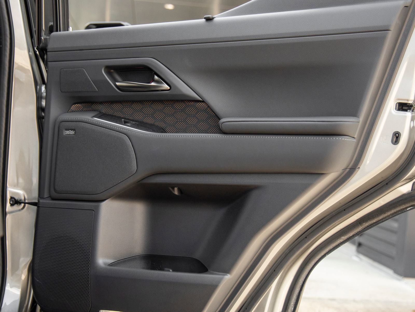 Used 2026 Lexus GX 550 w/ Accessory Package (2T) image 41