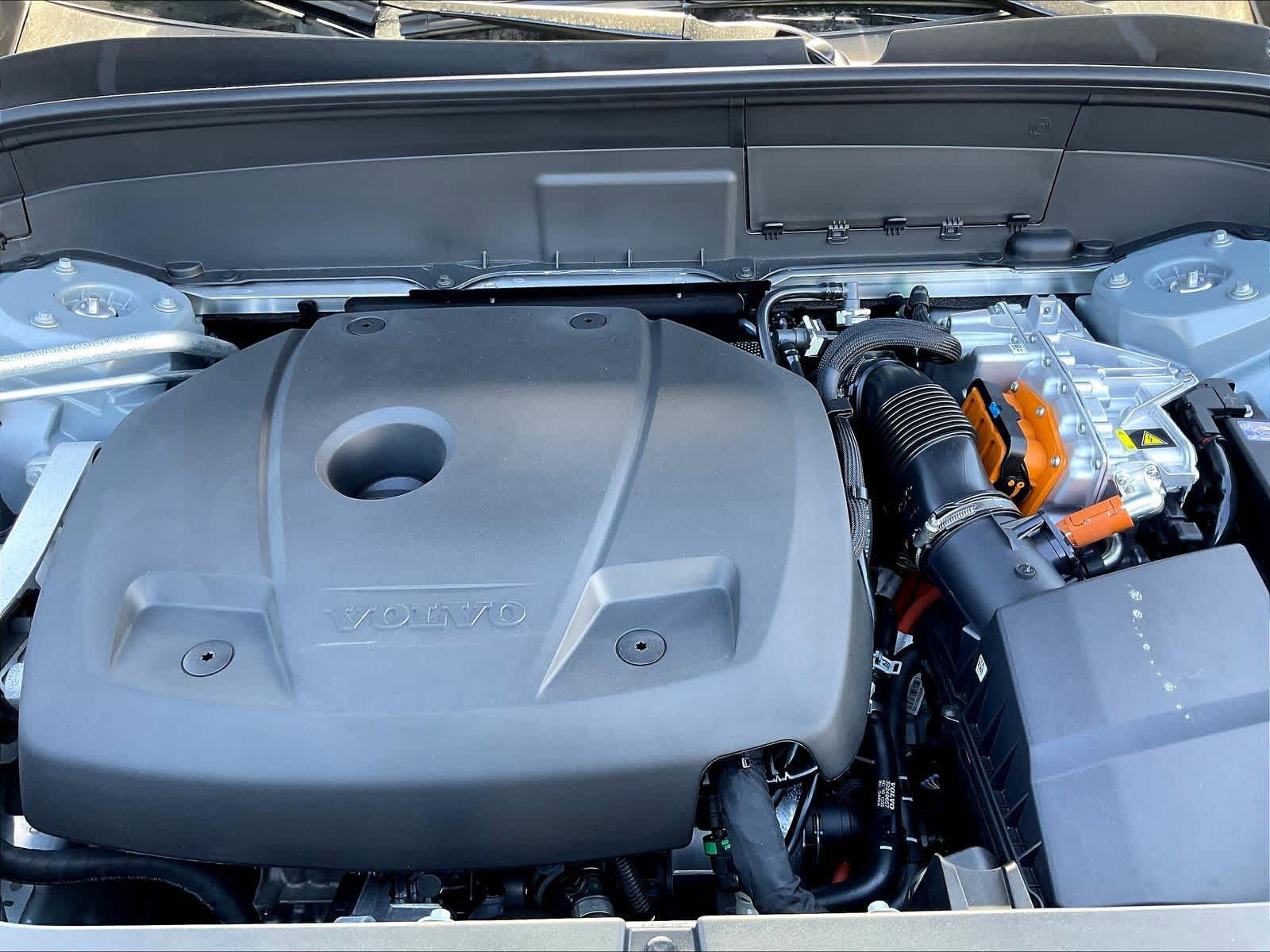 New 2026 Volvo XC90 T8 Ultra w/ Lounge Package image 13