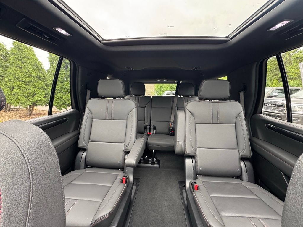 Used 2025 Chevrolet Tahoe RST w/ Comfort Package AWD/4WD image 21