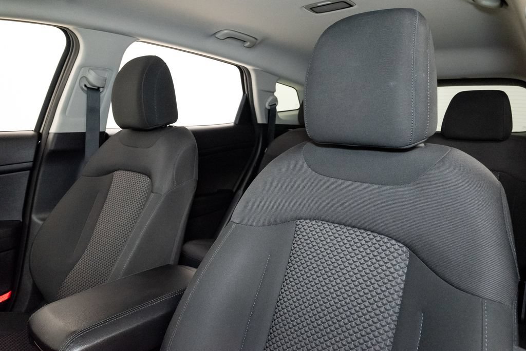 Certified 2024 Kia Sportage LX FWD image 10