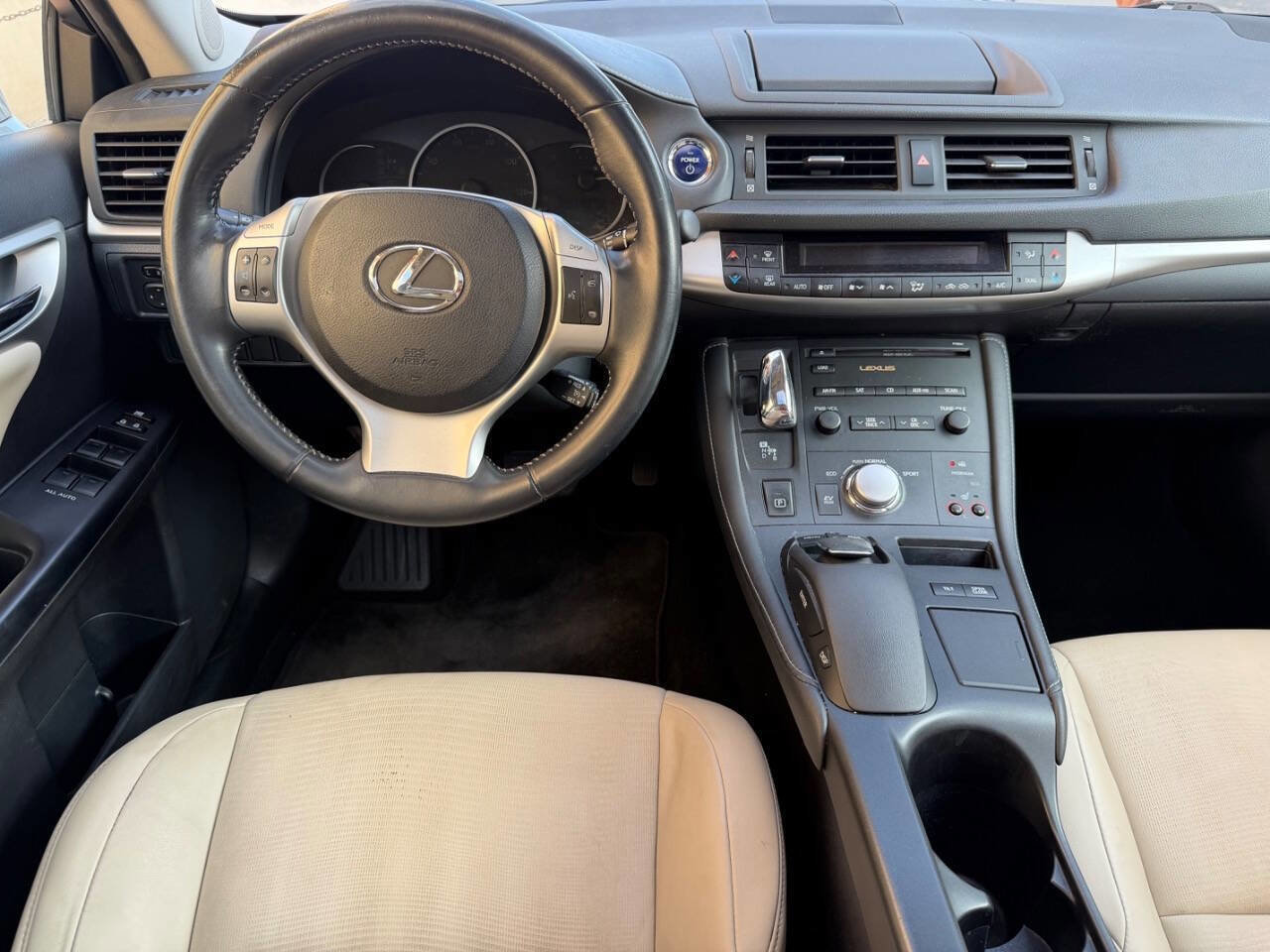 Used 2012 Lexus CT 200h Premium w/ Premium Audio Pkg image 9