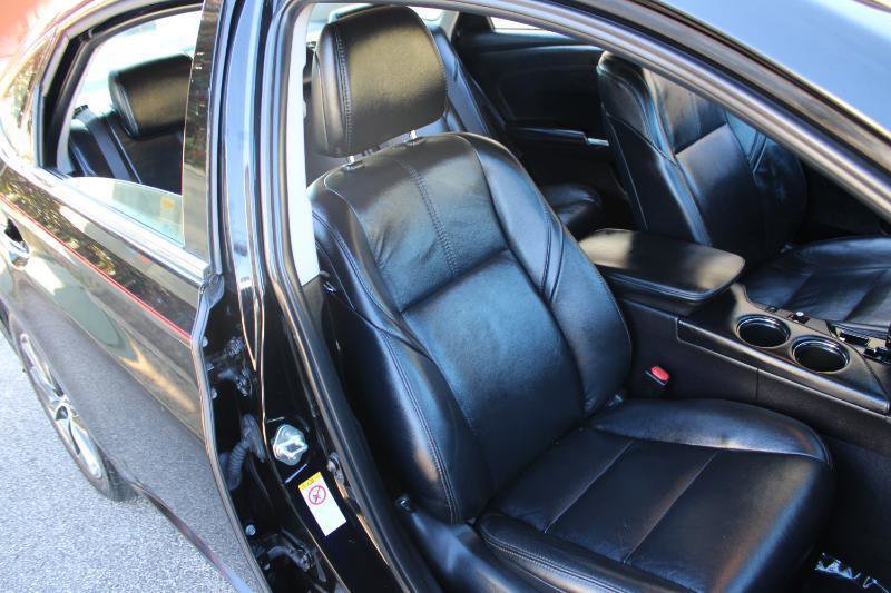 Used 2016 Toyota Avalon XLE Plus FWD image 11