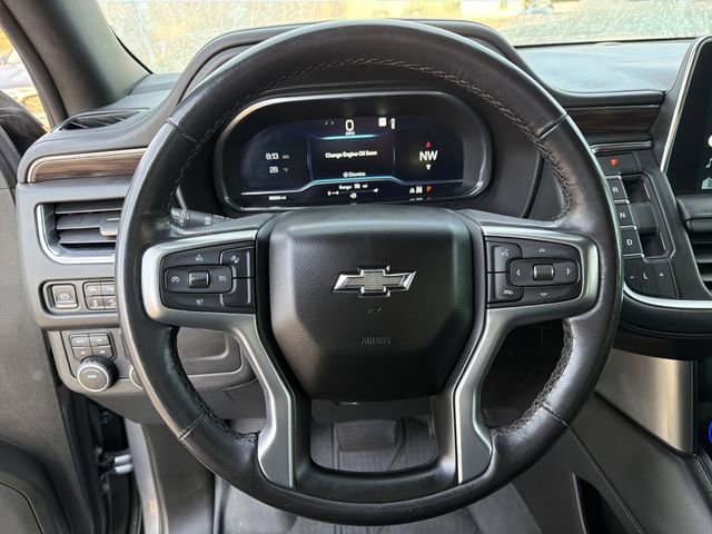 Used 2022 Chevrolet Suburban Z71 image 28