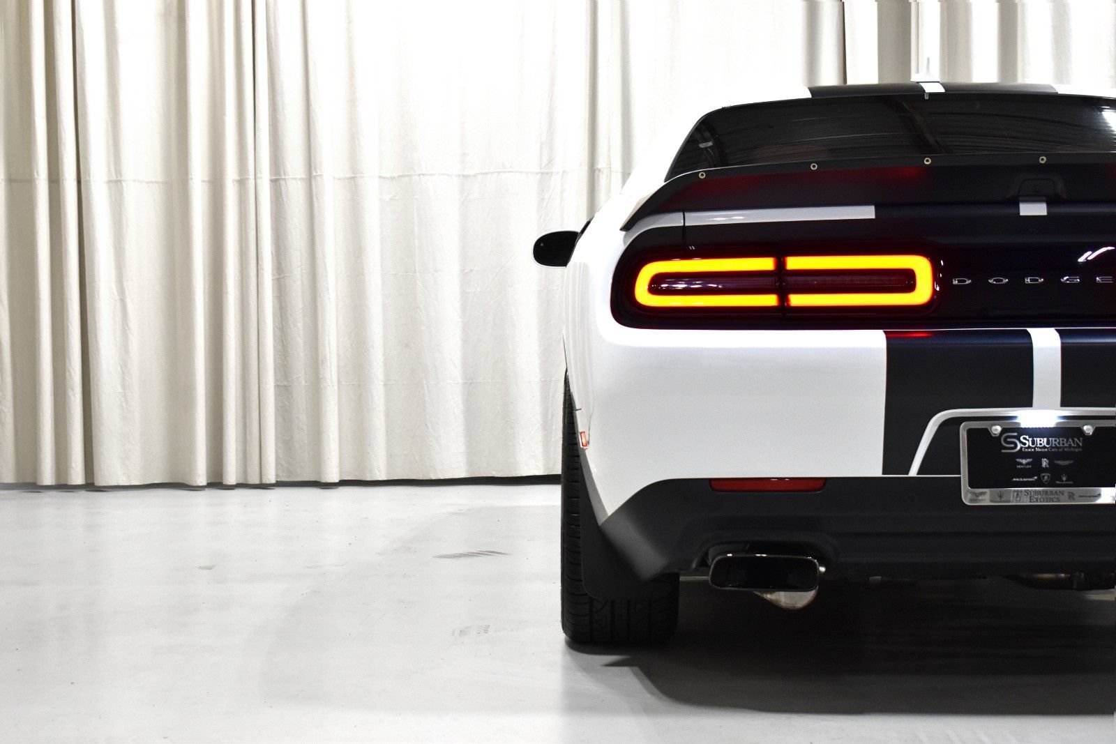 Used 2023 Dodge Challenger SRT Hellcat w/ Driver Convenience Group RWD image 10