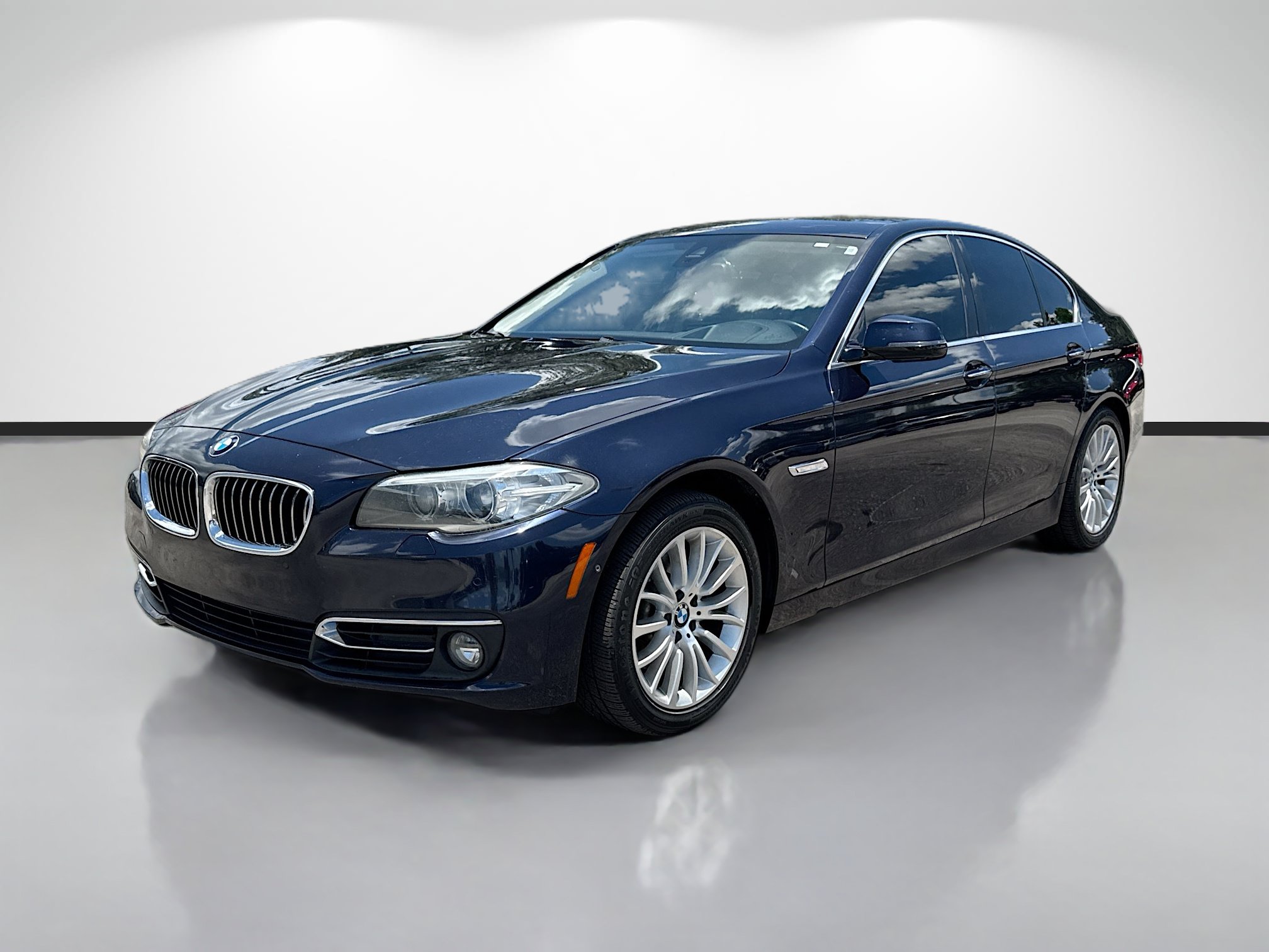 Used 2016 BMW 528i Sedan RWD image 7