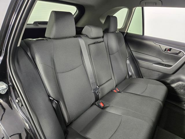 Used 2025 Toyota RAV4 LE FWD image 17