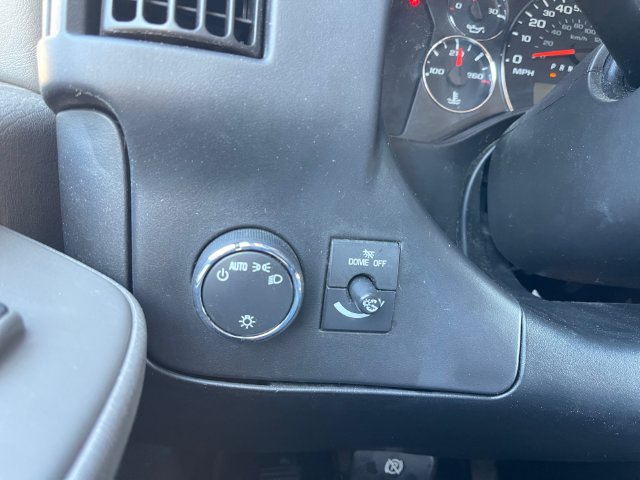 Used 2018 Chevrolet Express 2500 RWD image 26