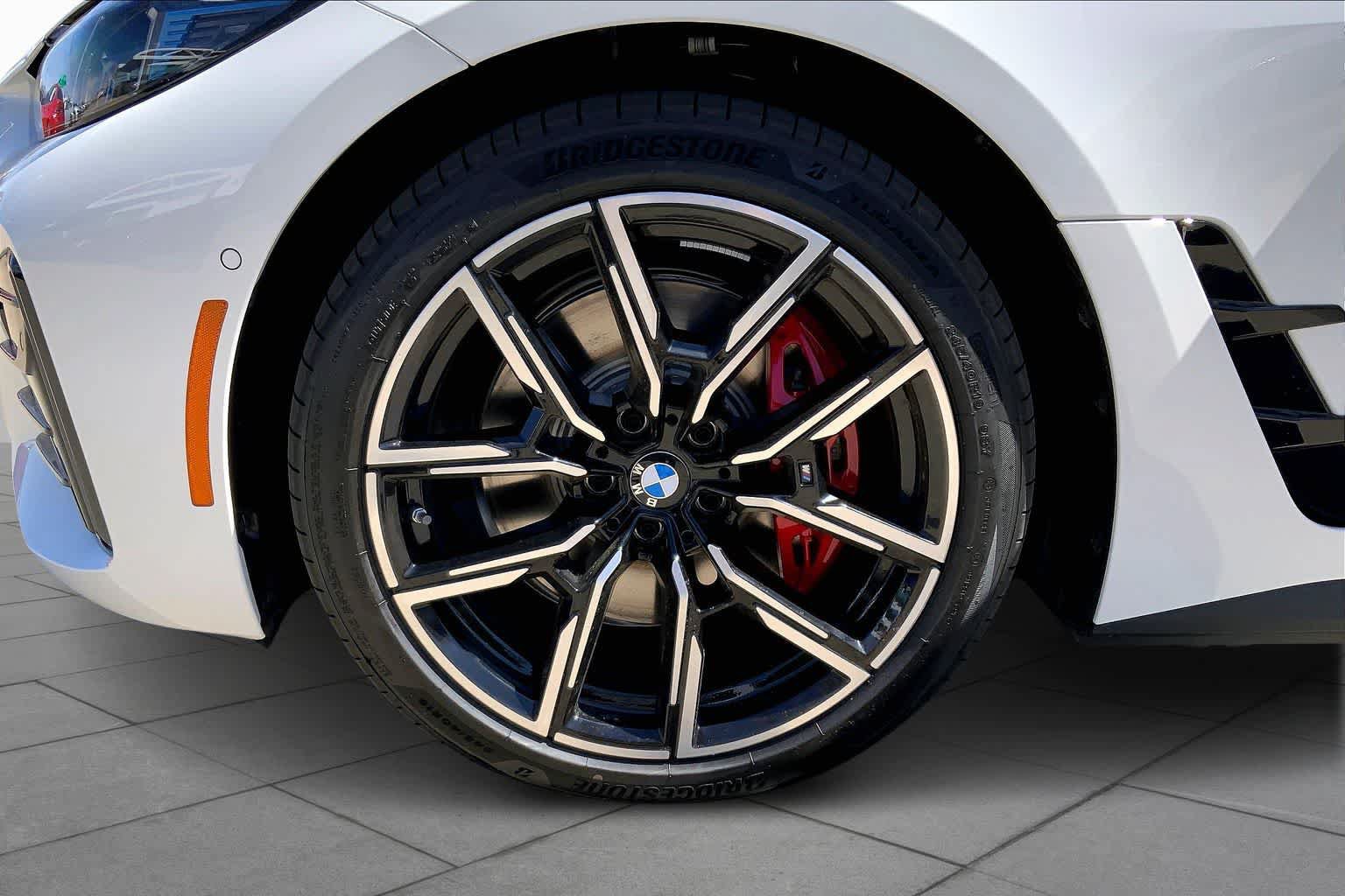 New 2026 BMW i4 xDrive40i w/ M Sport Package AWD/4WD image 12
