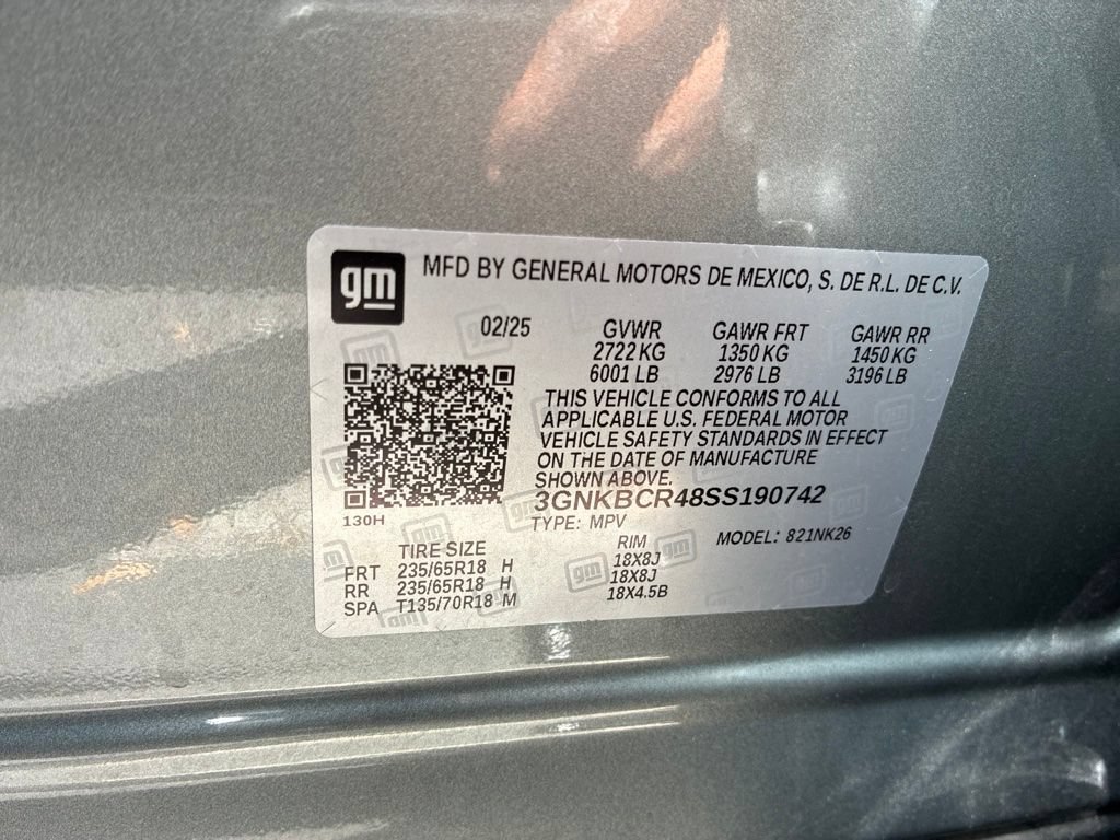 Used 2025 Chevrolet Blazer LT FWD image 3