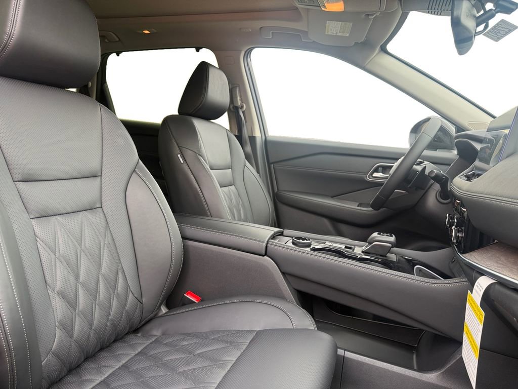 New 2026 Nissan Rogue Platinum w/ Platinum Premium Package image 15