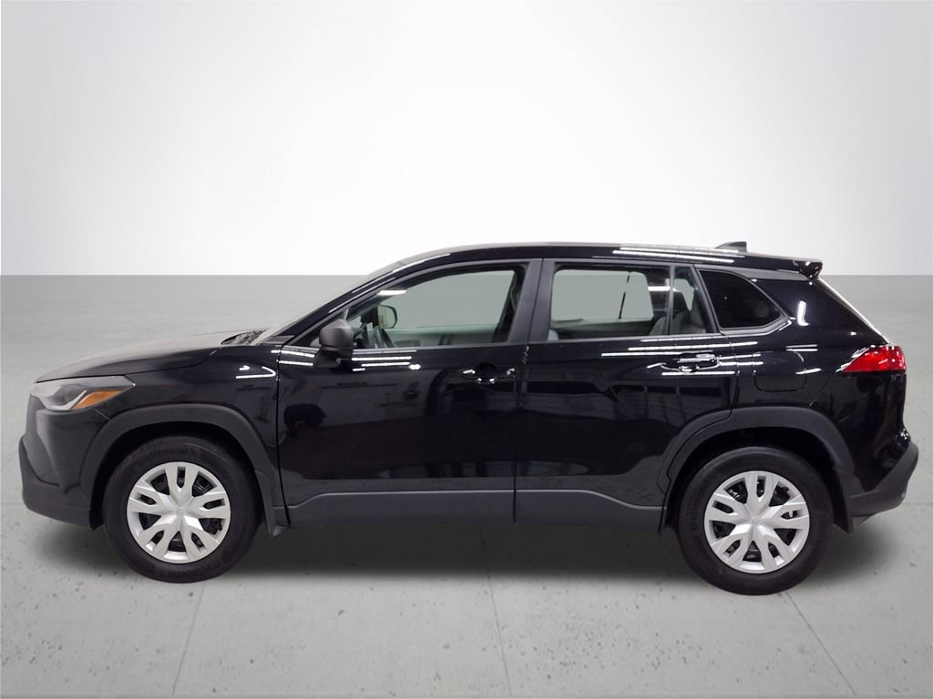 Used 2024 Toyota Corolla Cross L image 10