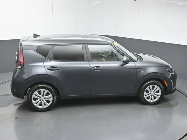 Used 2025 Kia Soul LX FWD image 47