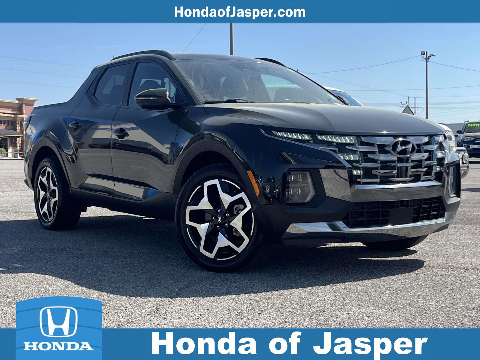 Used 2022 Hyundai Santa Cruz Limited image 1