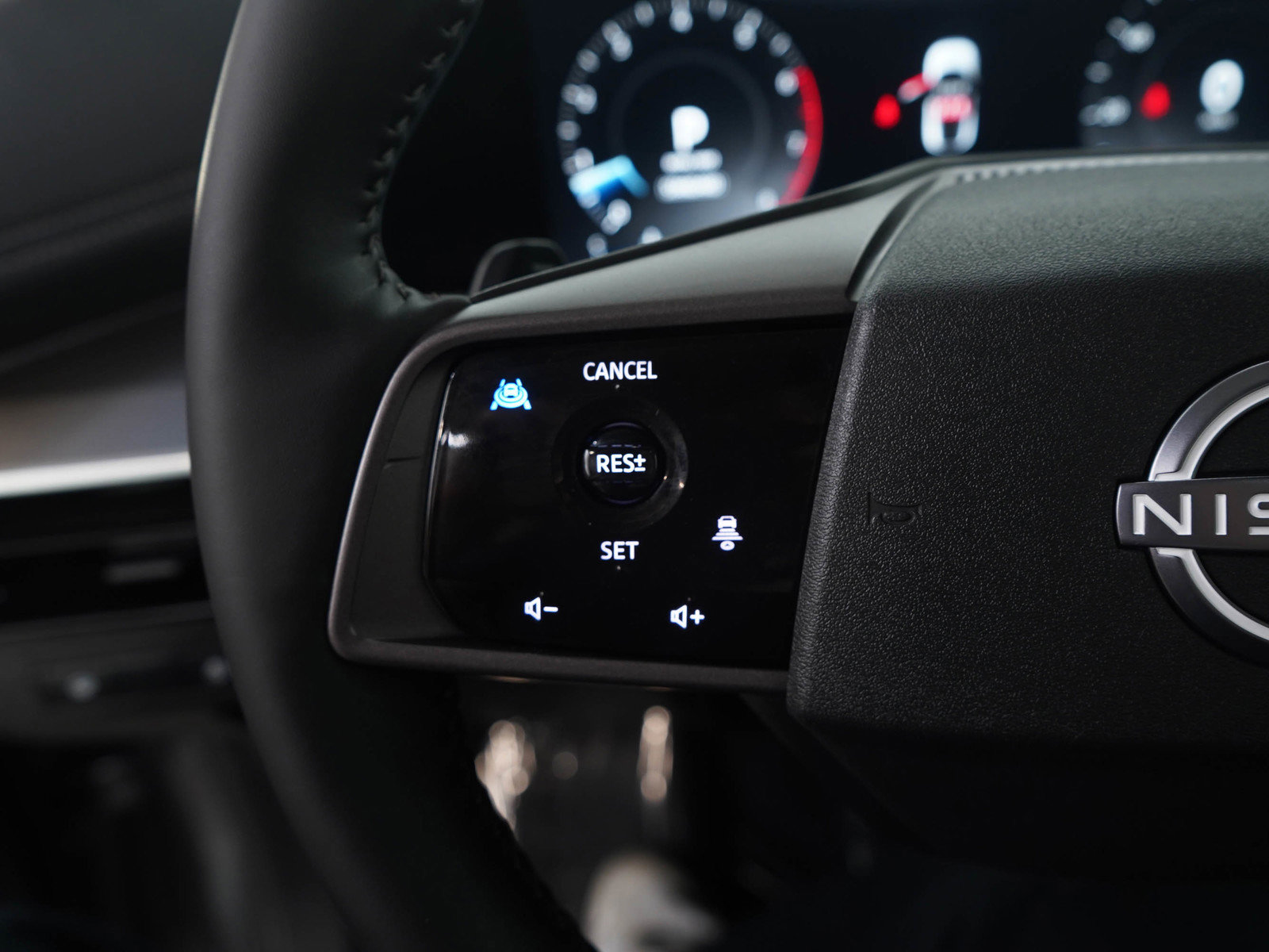 Used 2025 Nissan Murano SL image 17