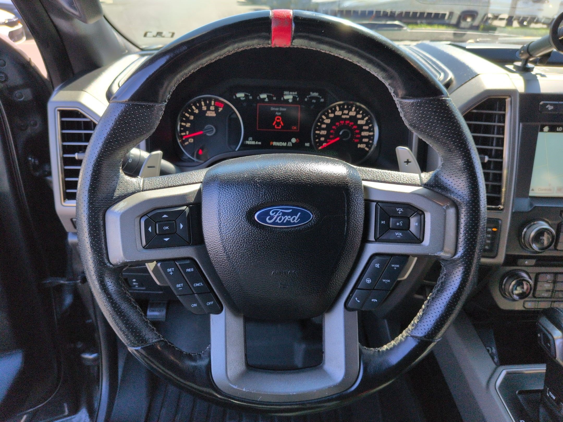 Used 2018 Ford F150 Raptor w/ Equipment Group 802A Luxury AWD/4WD image 17