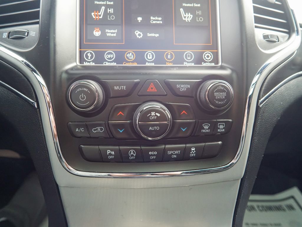 Used 2018 Jeep Grand Cherokee Limited image 29